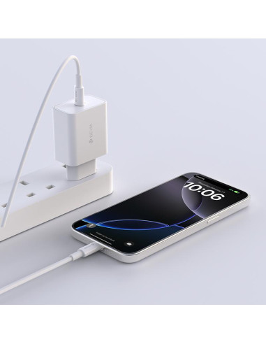 Cargador Devia Rocket PD C 45W con cable C/C blco